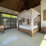 Spacious Villa In Petitenget Top Location