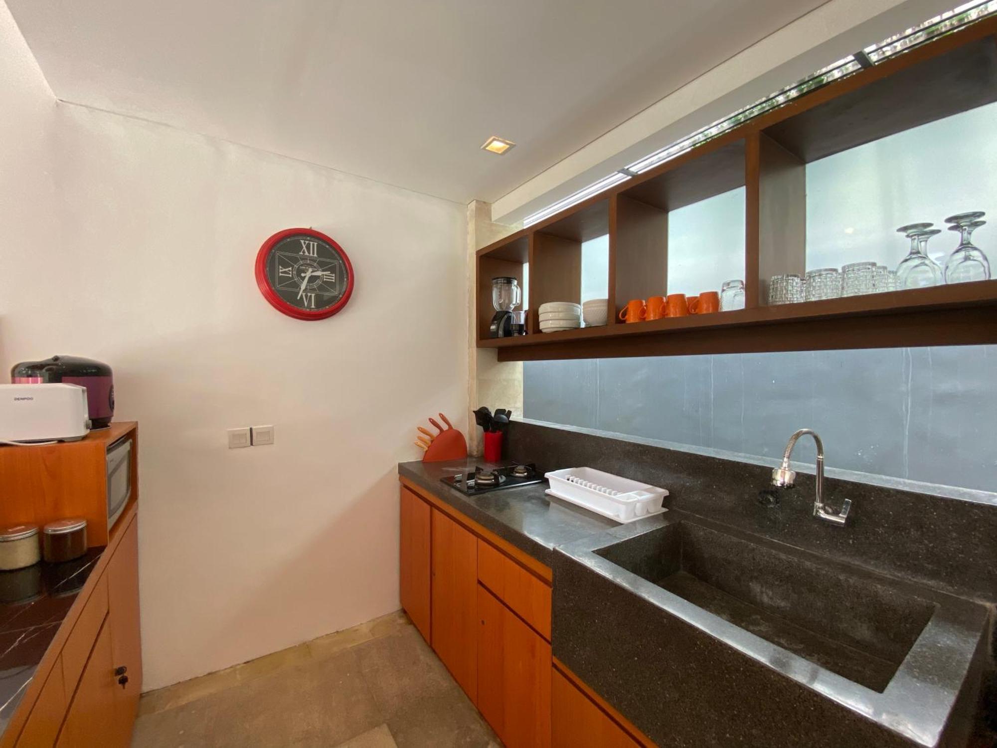 Spacious In Petitenget Location Villa *