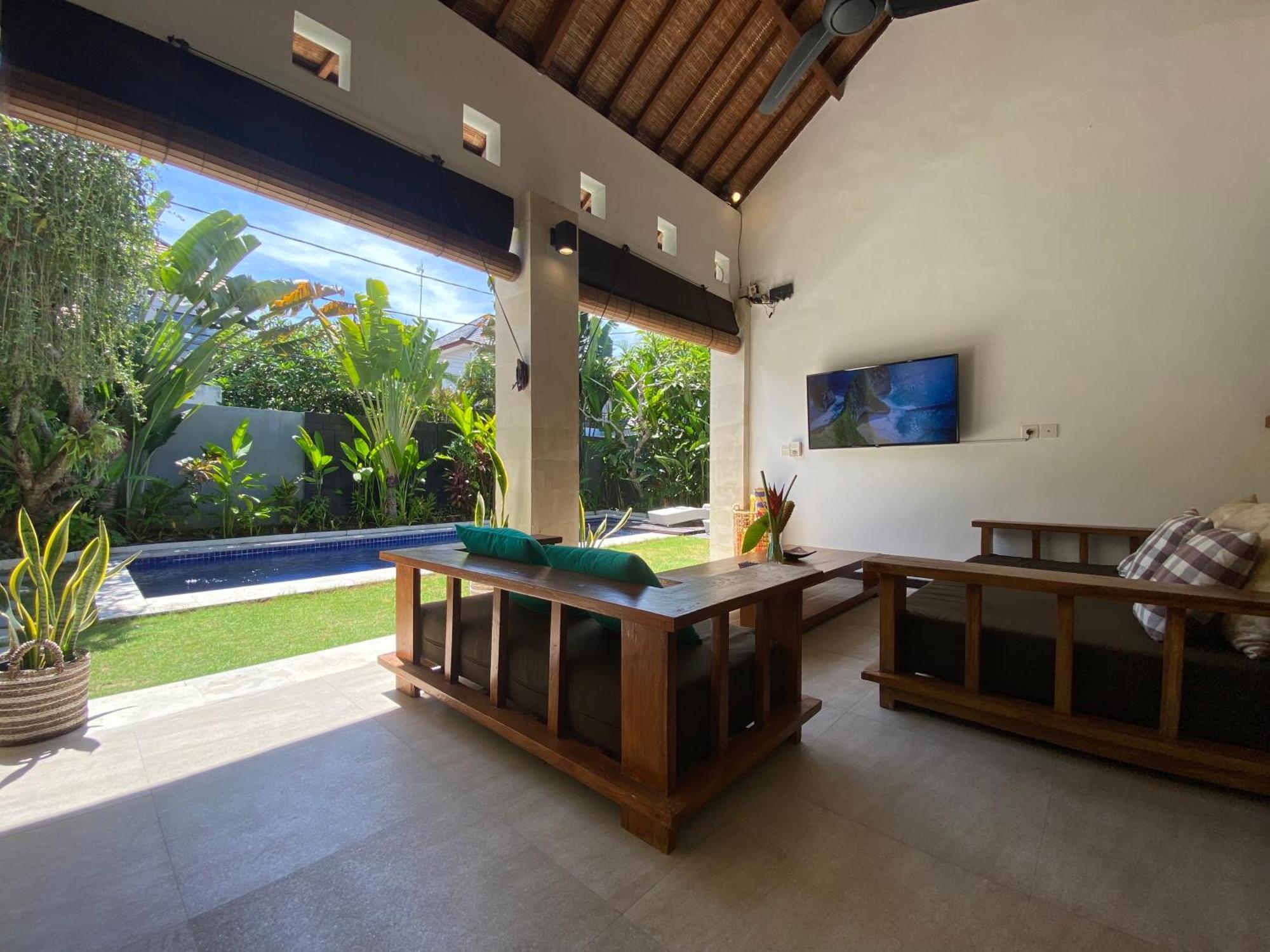 Spacious In Petitenget Location Villa Seminyak (Bali)