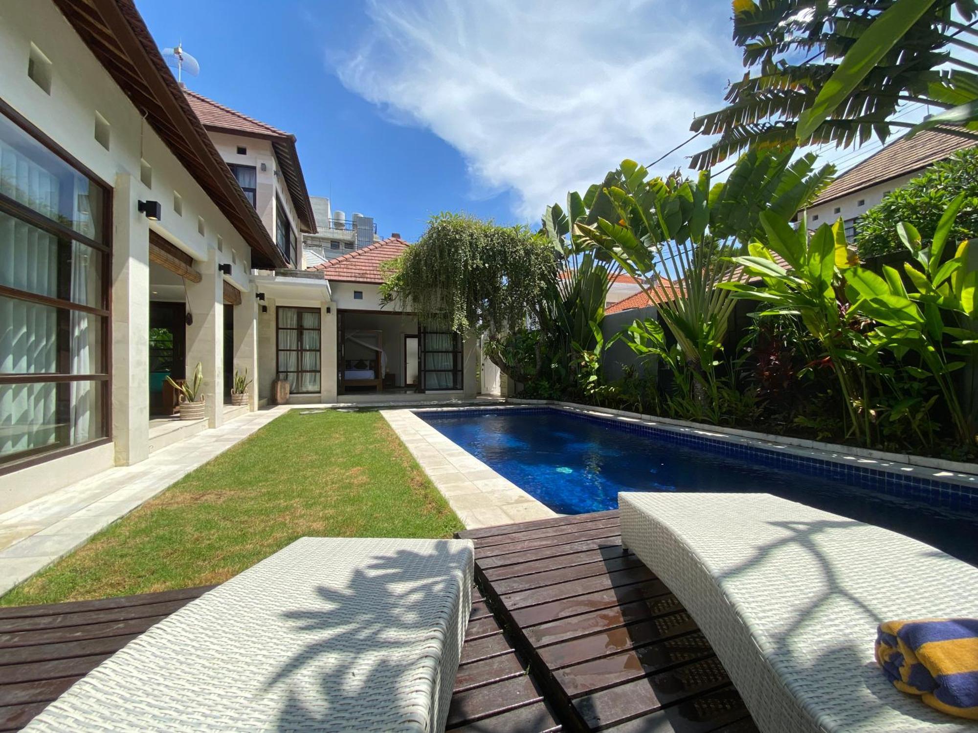 Villa Spacious In Petitenget Location Seminyak (Bali)